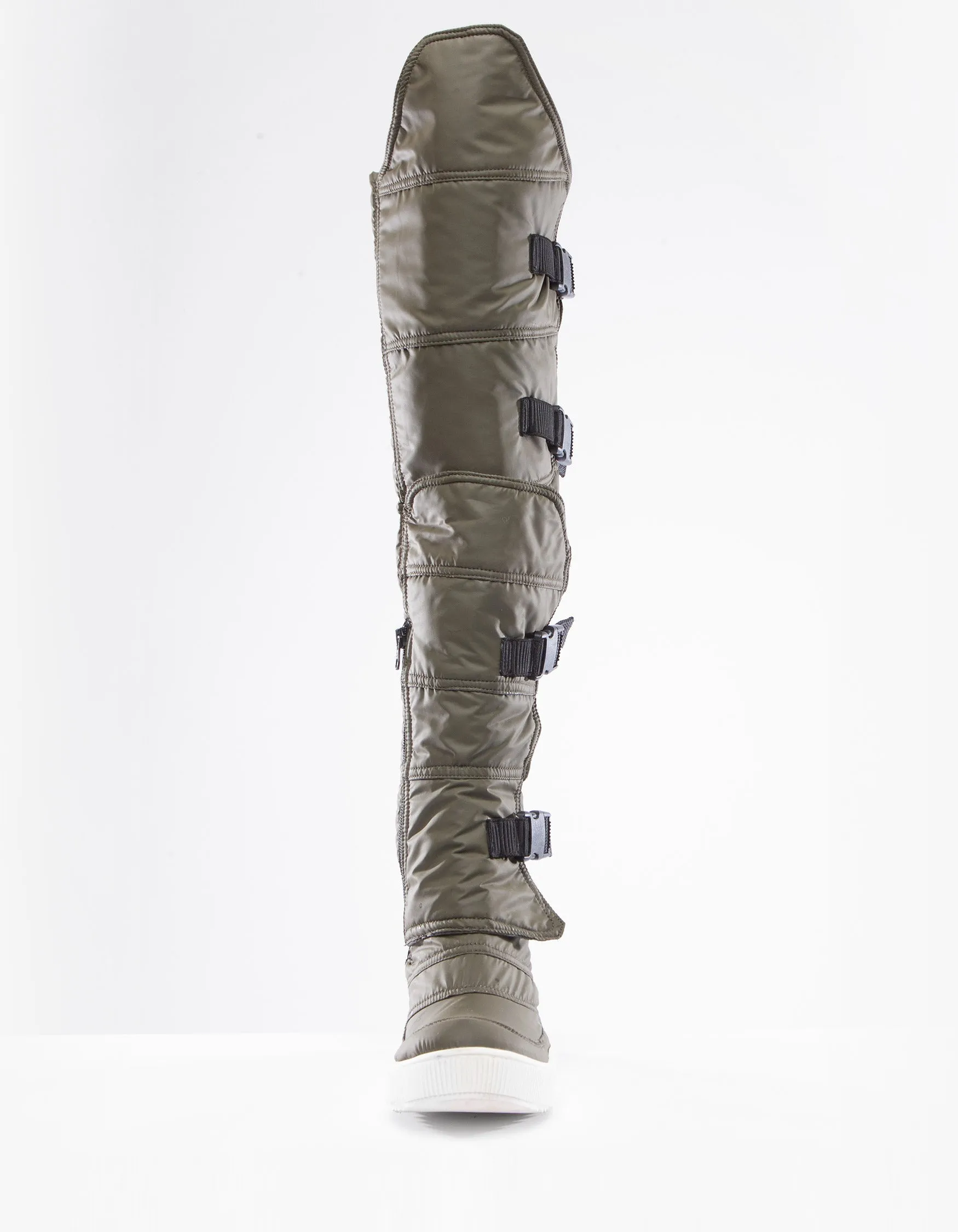 BIG BOOTS ONENESS