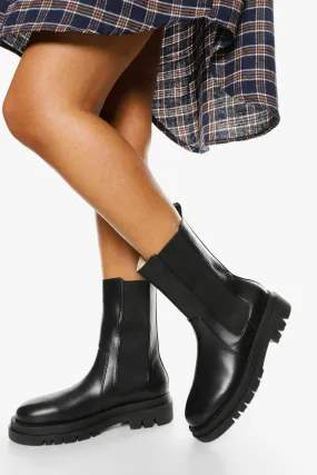 Chelsea boots with high powerful sole, wide calf Boohoo, black