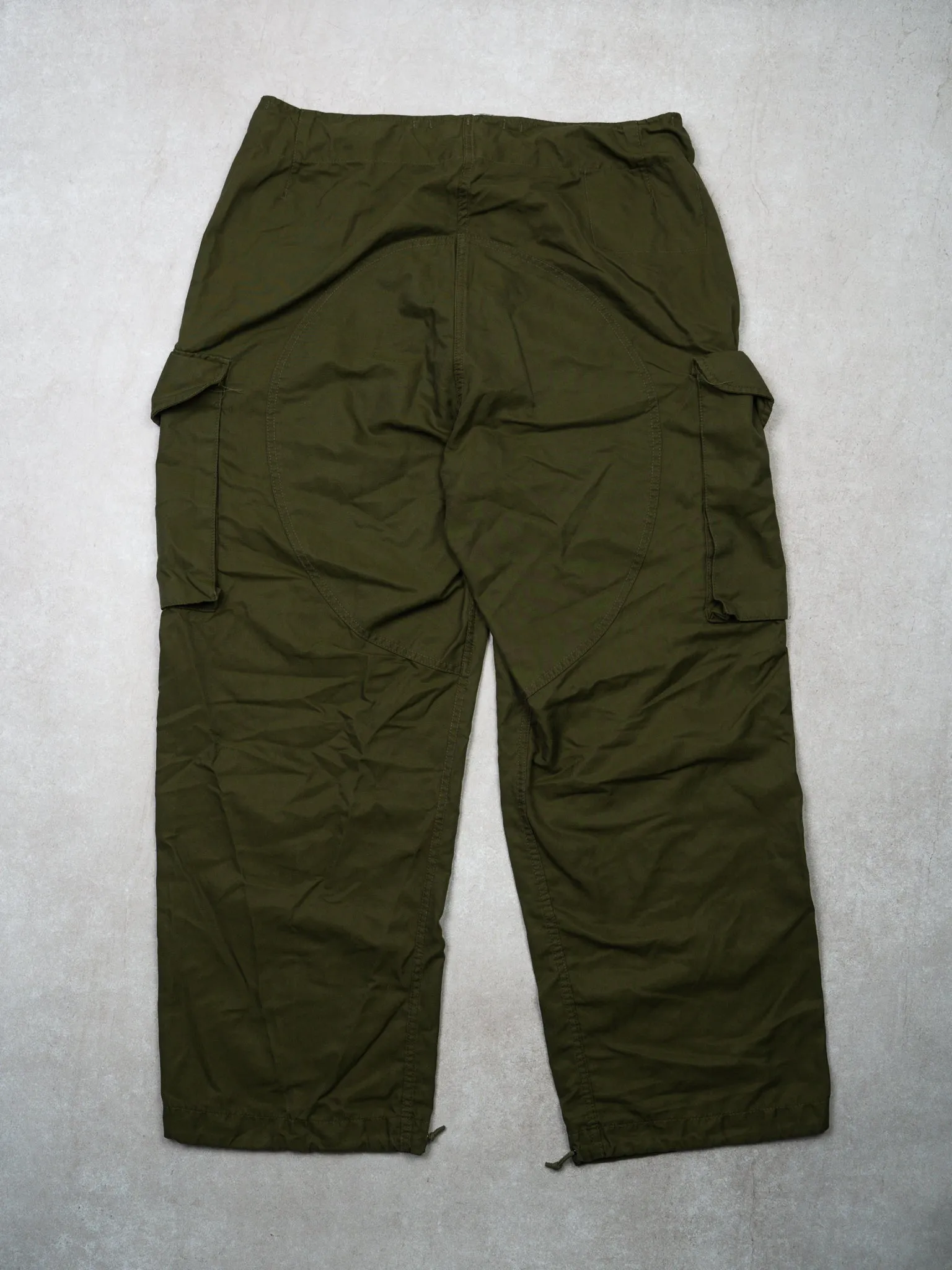 Vintage '88 Adjustable Green Army Windproof Parachute Pants 2.0 (32-38 x  28)